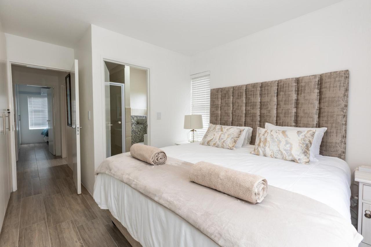 67 The Shades - Luxury Apartment In Umhlanga - Airconditioning Throughout And Inverter Durban Luaran gambar