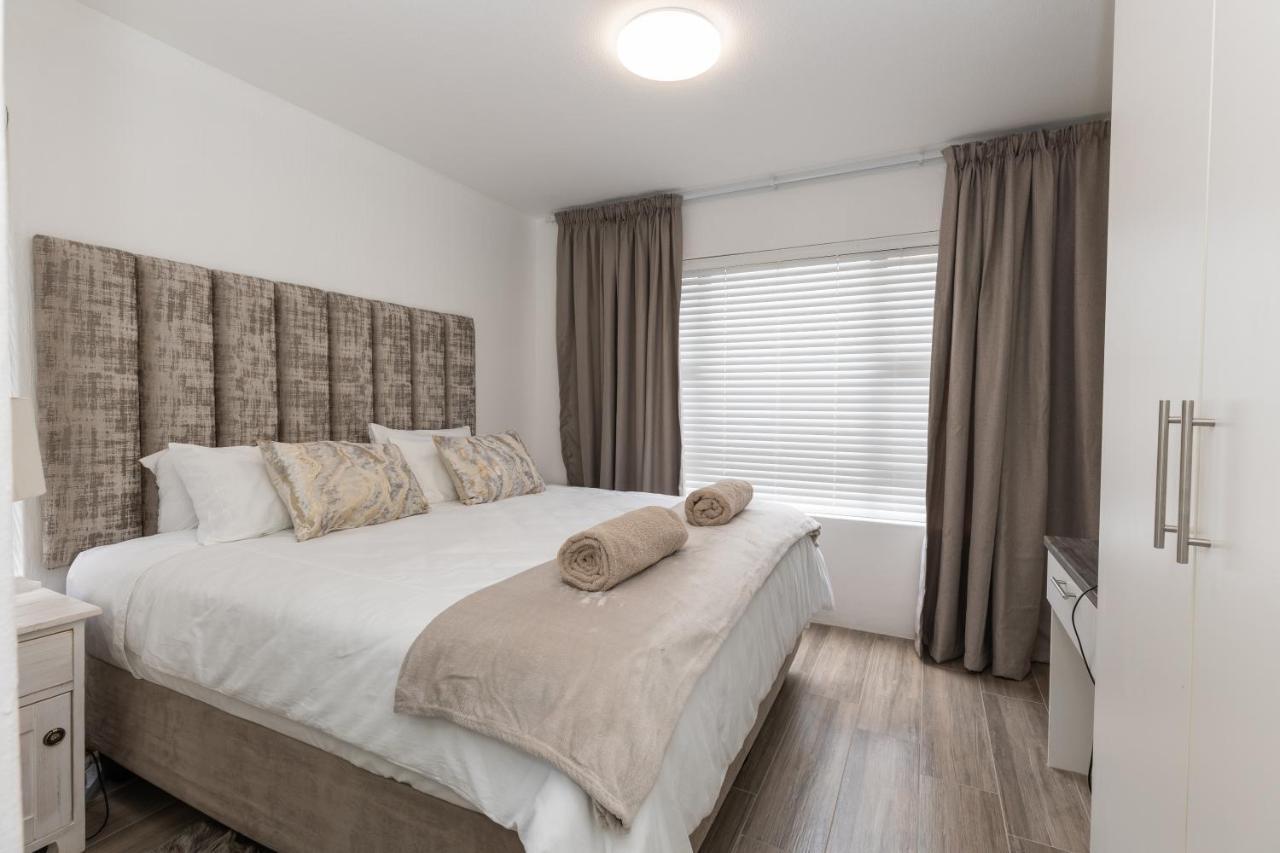 67 The Shades - Luxury Apartment In Umhlanga - Airconditioning Throughout And Inverter Durban Luaran gambar