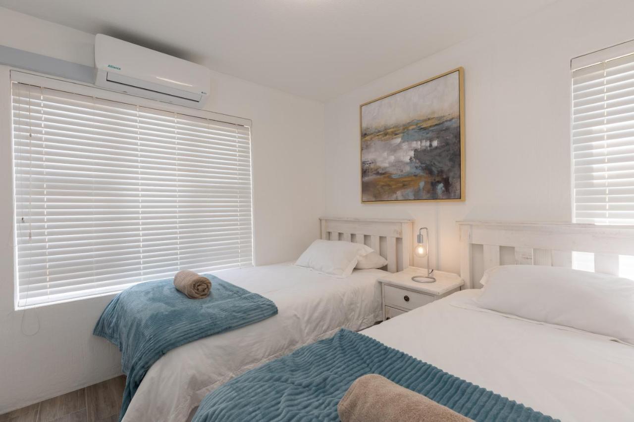 67 The Shades - Luxury Apartment In Umhlanga - Airconditioning Throughout And Inverter Durban Luaran gambar