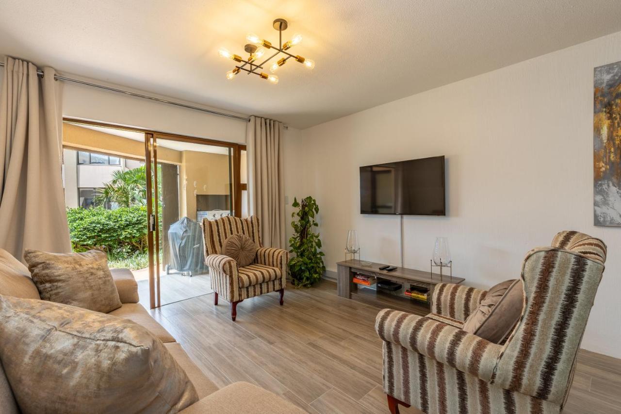 67 The Shades - Luxury Apartment In Umhlanga - Airconditioning Throughout And Inverter Durban Luaran gambar