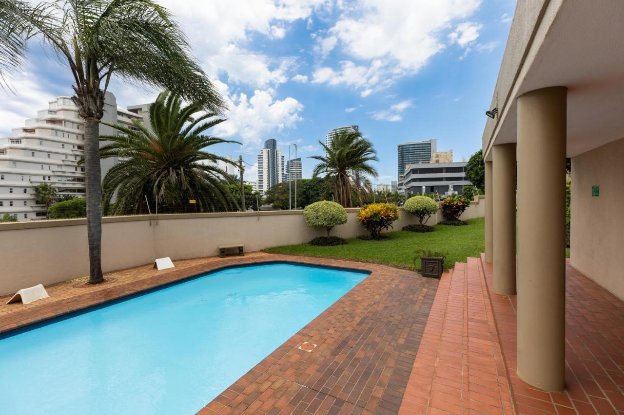 67 The Shades - Luxury Apartment In Umhlanga - Airconditioning Throughout And Inverter Durban Luaran gambar